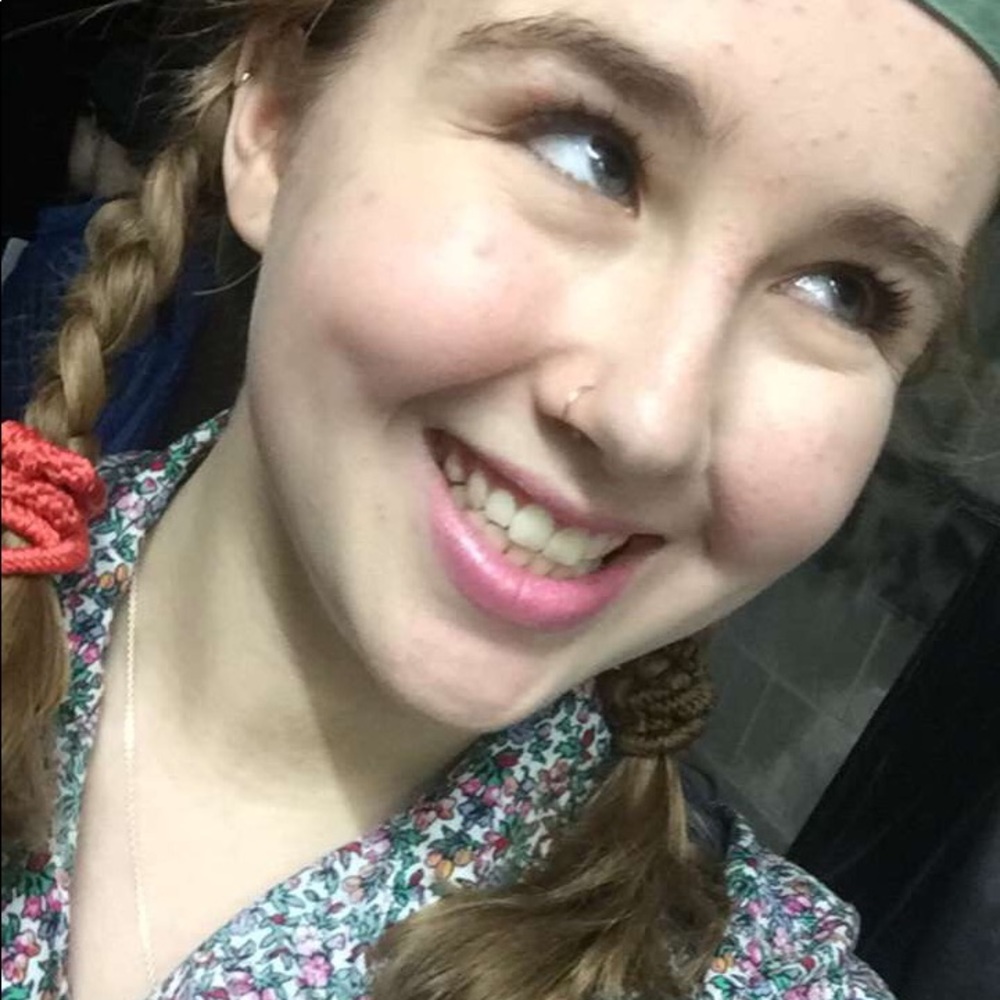 Meet your Posher, Cara